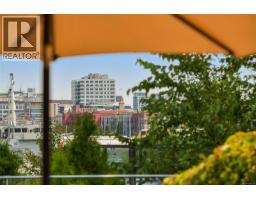 111 373 Tyee Rd, Victoria, BC V9A0B3 Photo 17
