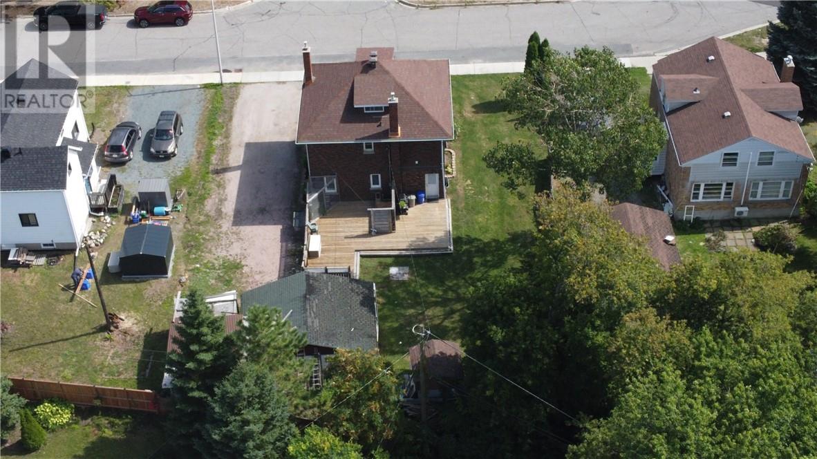6 Diorite Street - 51