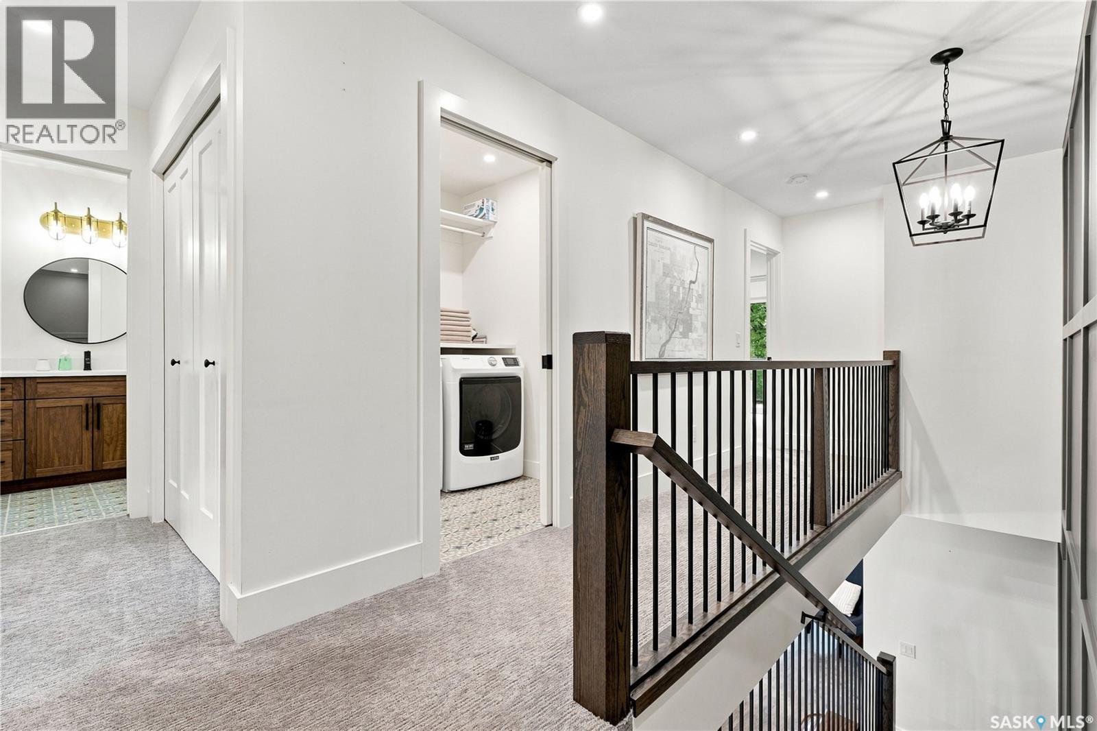 1172A Spadina CRESCENT E - Image 25