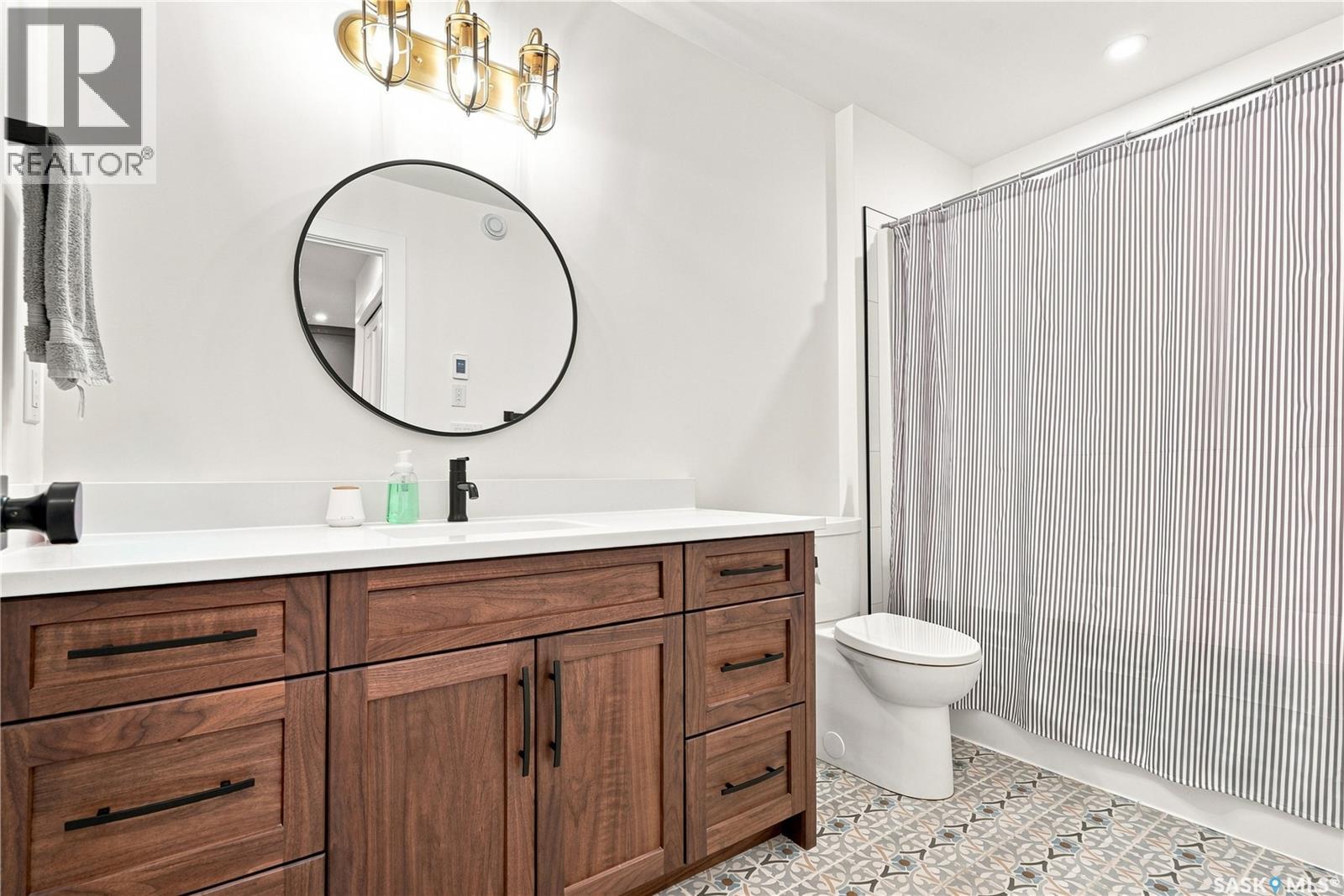 1172A Spadina CRESCENT E - Image 37