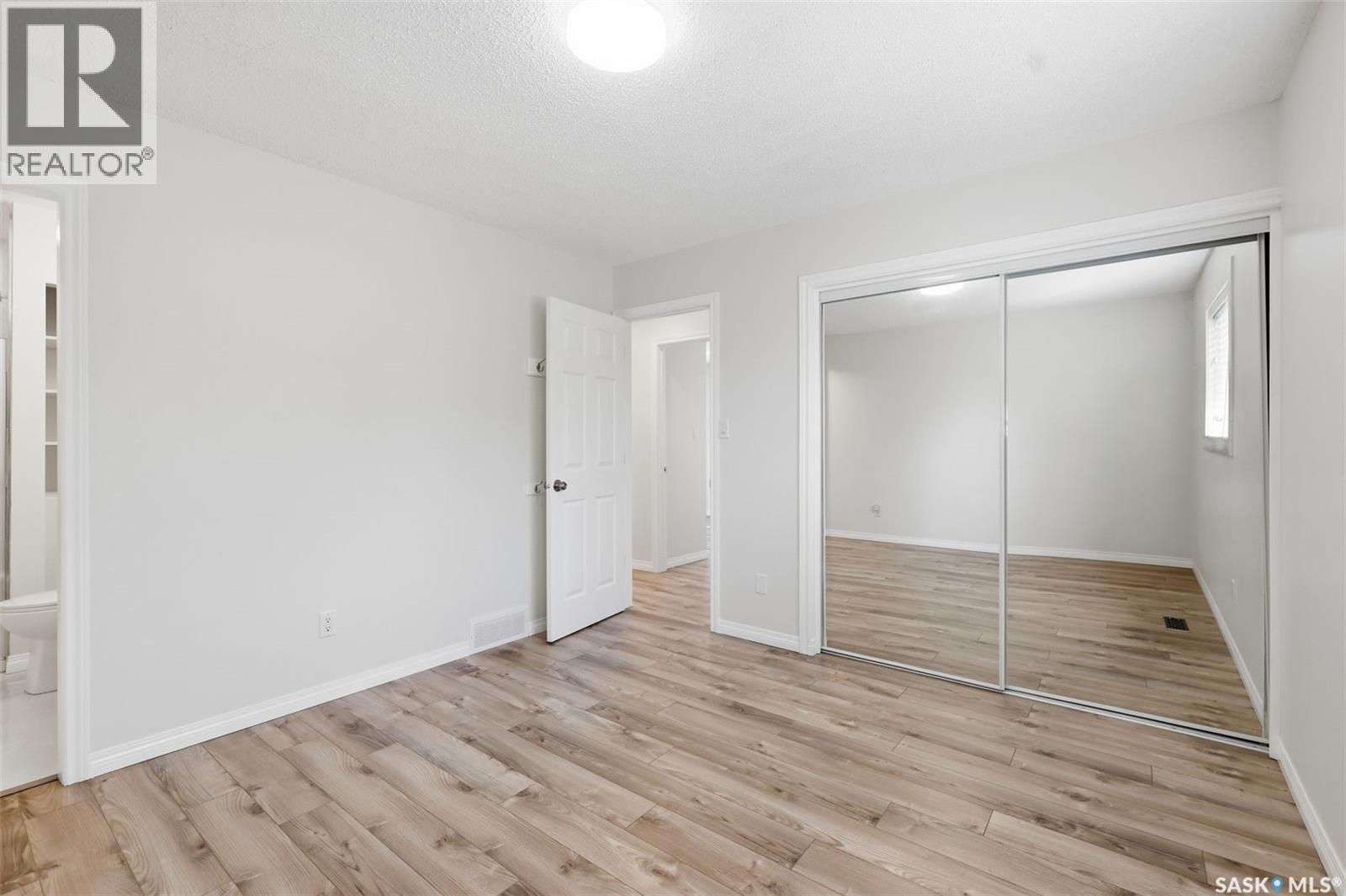 302 Nixon CRESCENT - Image 24