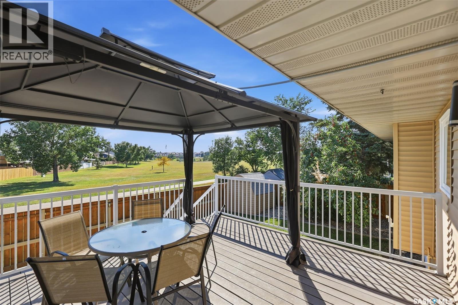 302 Nixon CRESCENT - Image 40