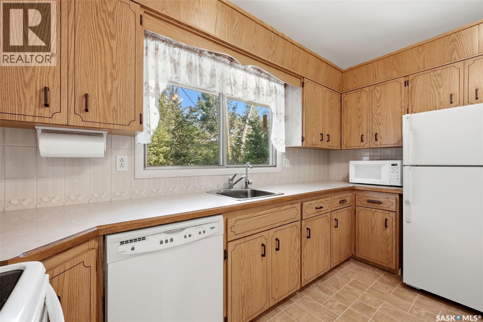 408 Shannon ROAD - 9