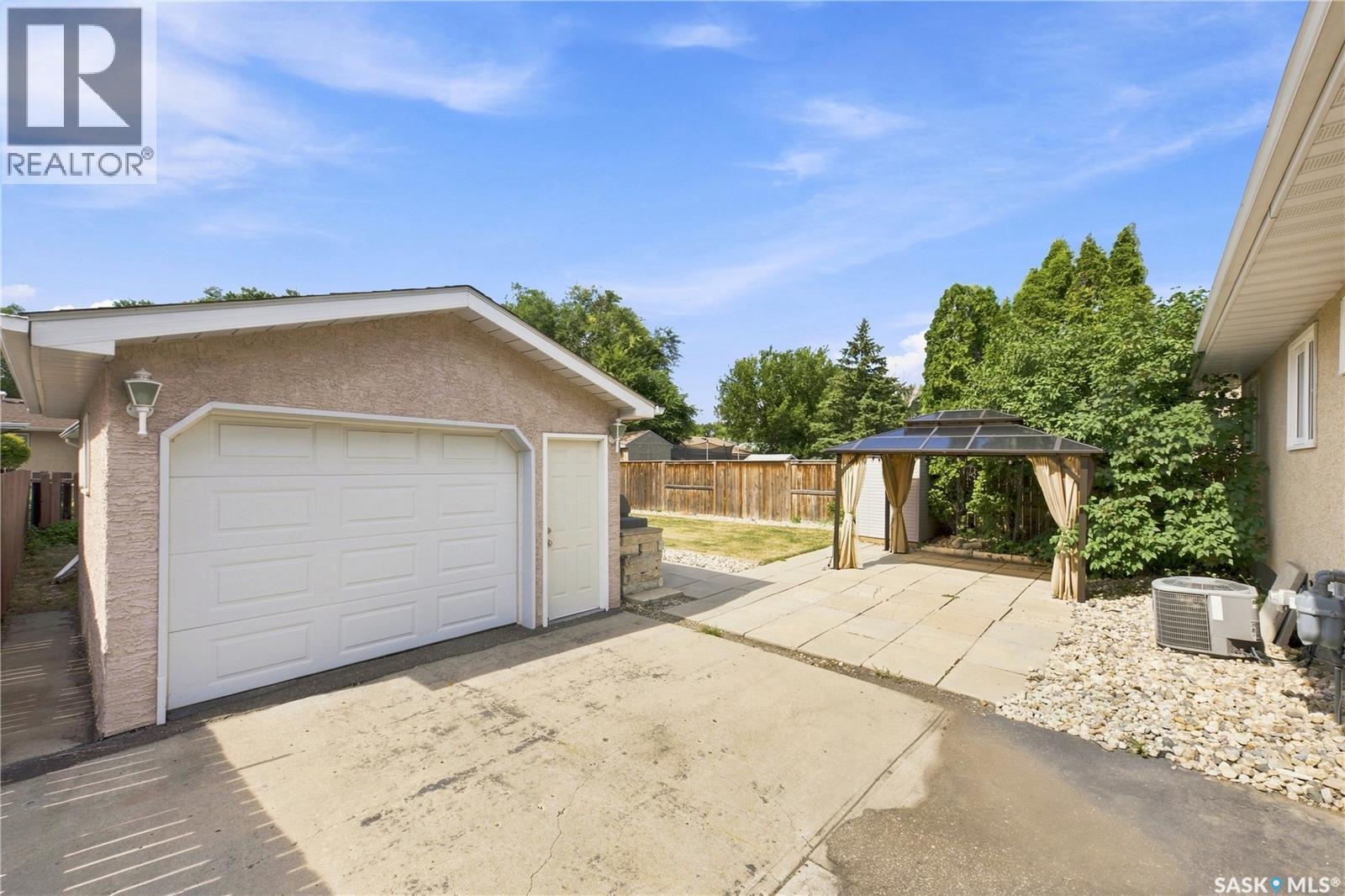 50 Markwell DRIVE - 30
