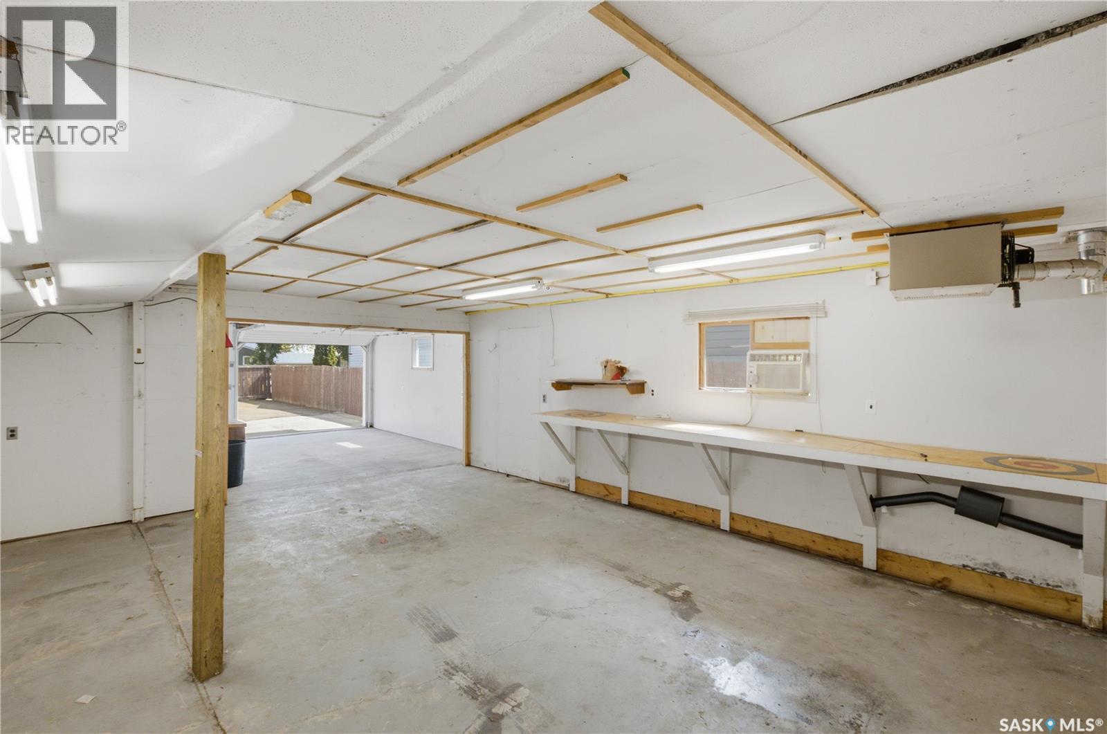 50 Markwell DRIVE - 36