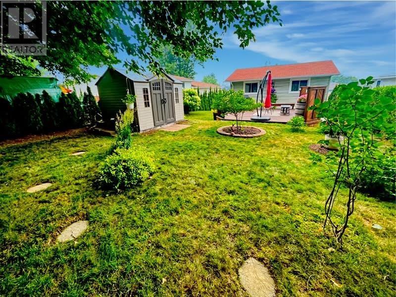 58 Stewart CRES - 27