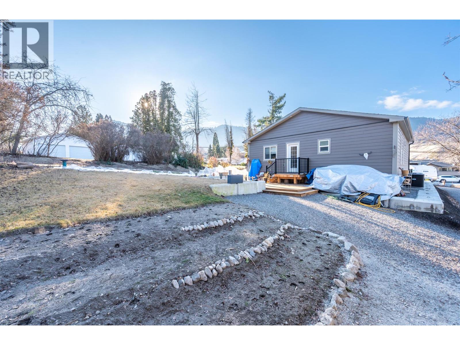 1149 Maple Street, Okanagan Falls