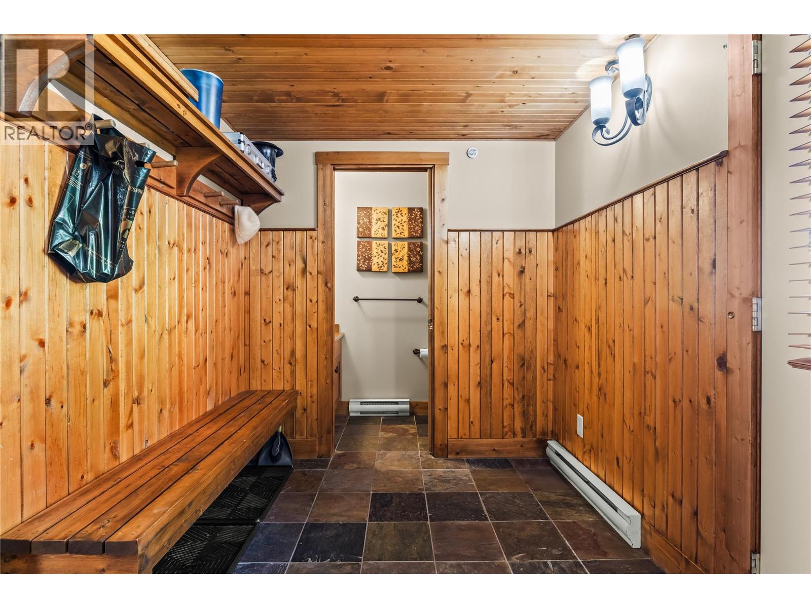  90 Forest Lane, Big White
