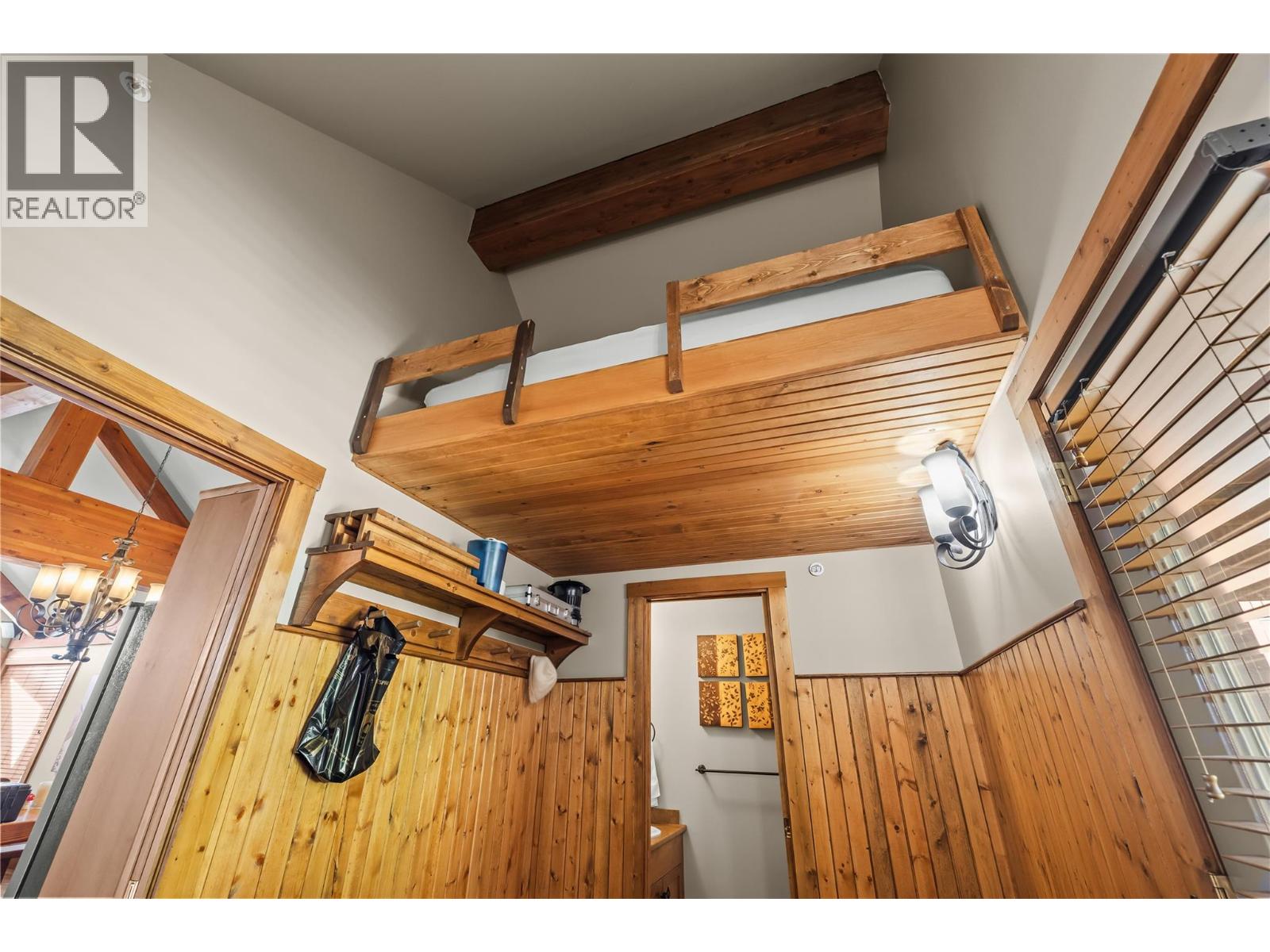  90 Forest Lane, Big White