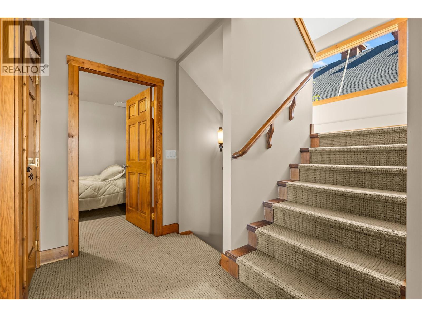  90 Forest Lane, Big White