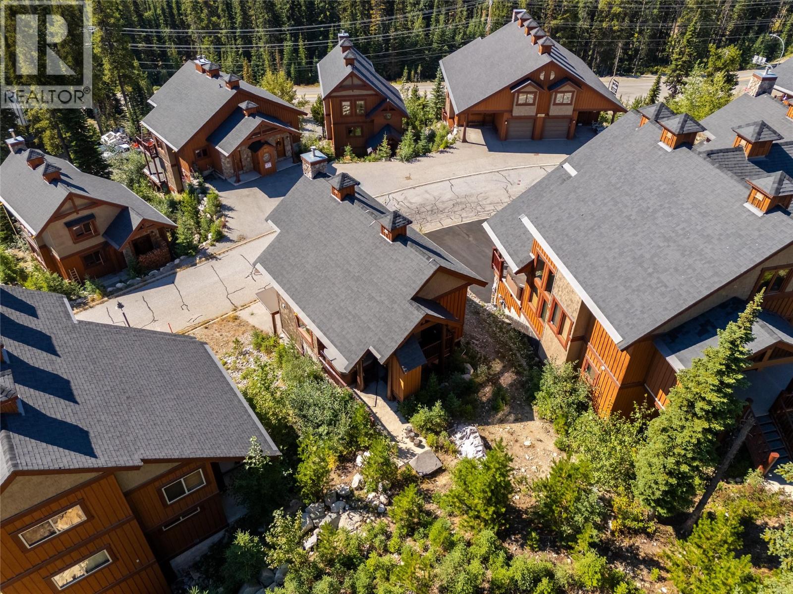  90 Forest Lane, Big White