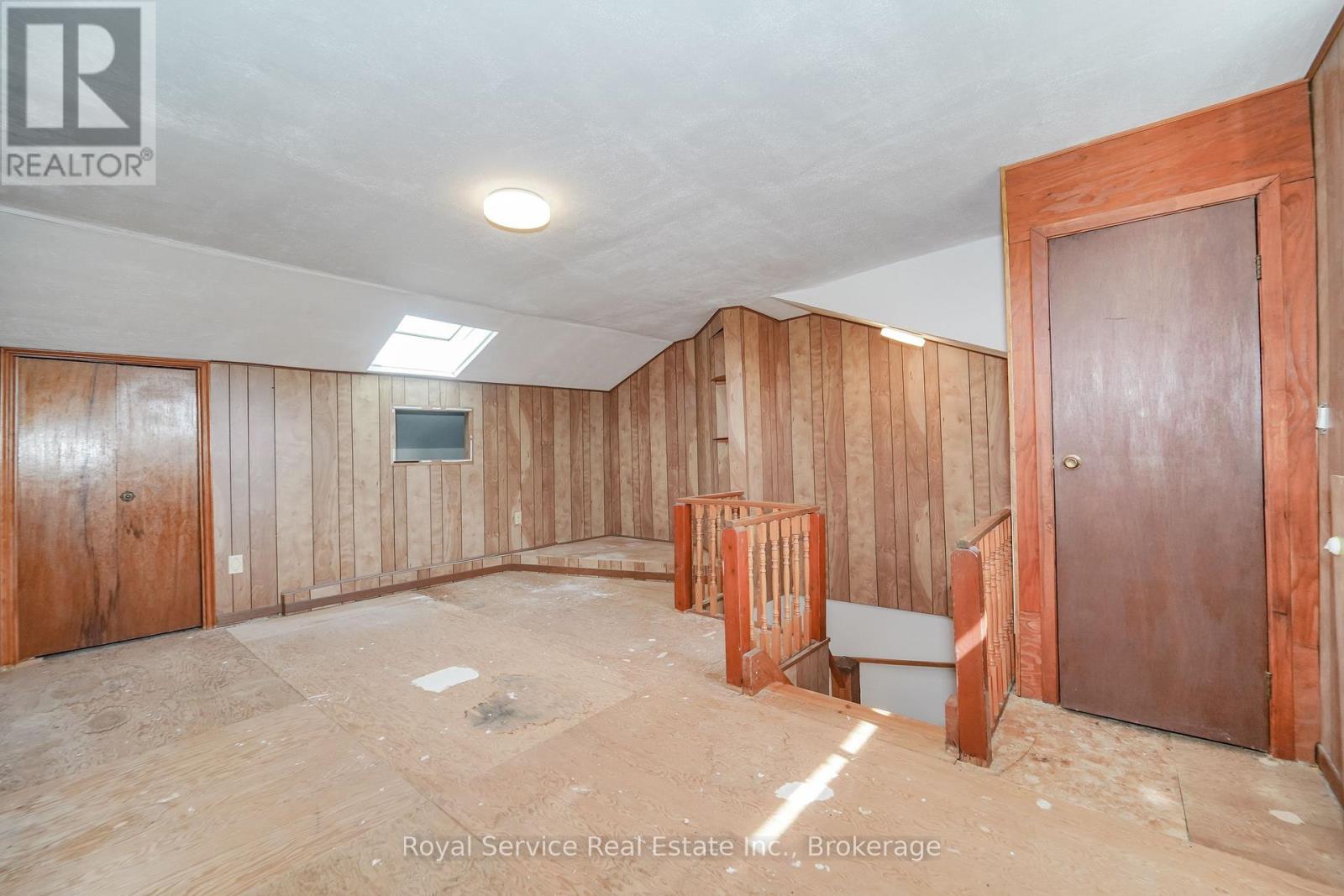 65 COMBERMERE DRIVE - Image 27