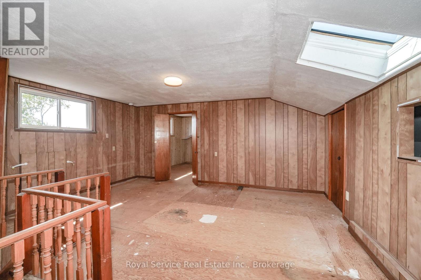 65 COMBERMERE DRIVE - Image 28