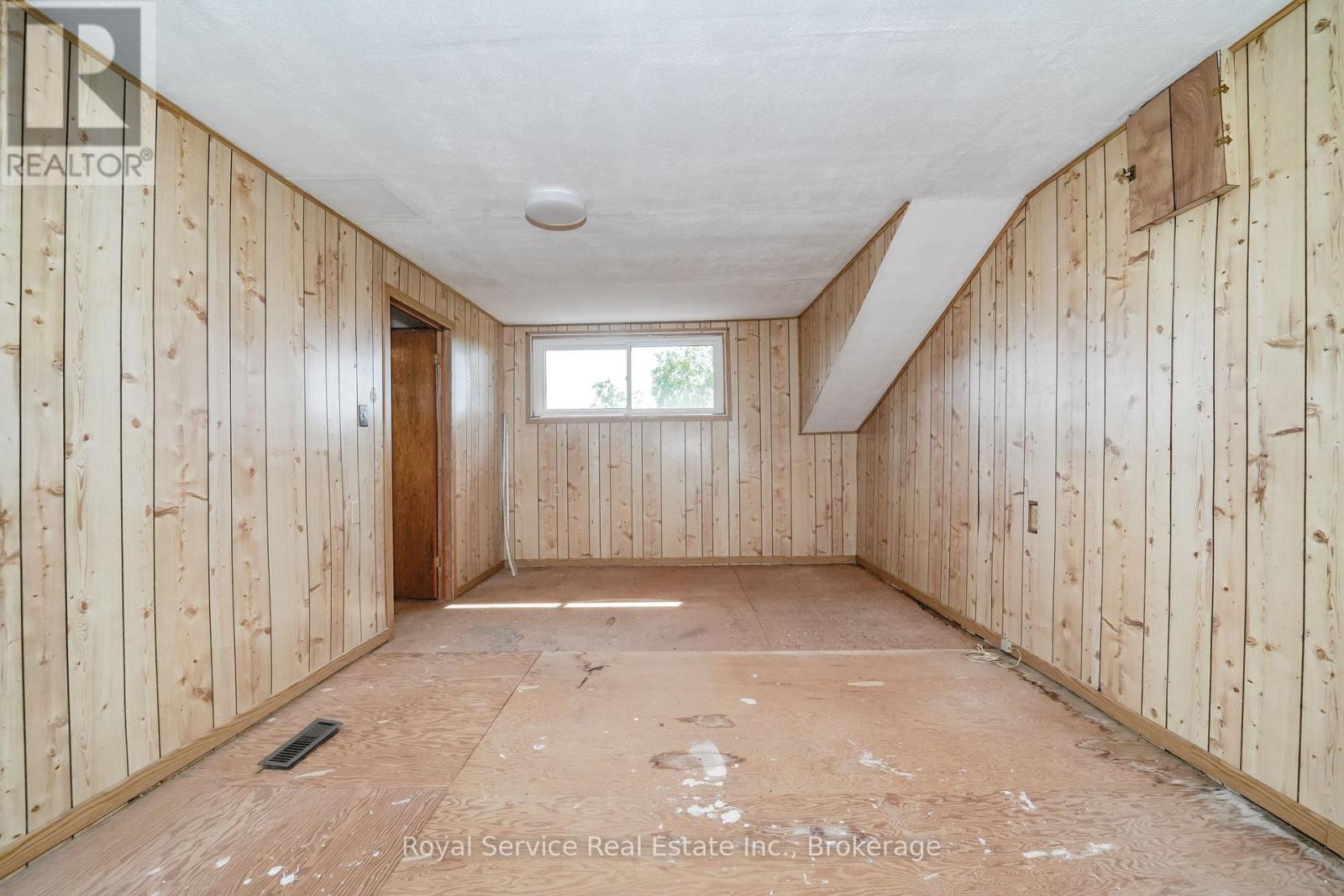 65 COMBERMERE DRIVE - Image 31