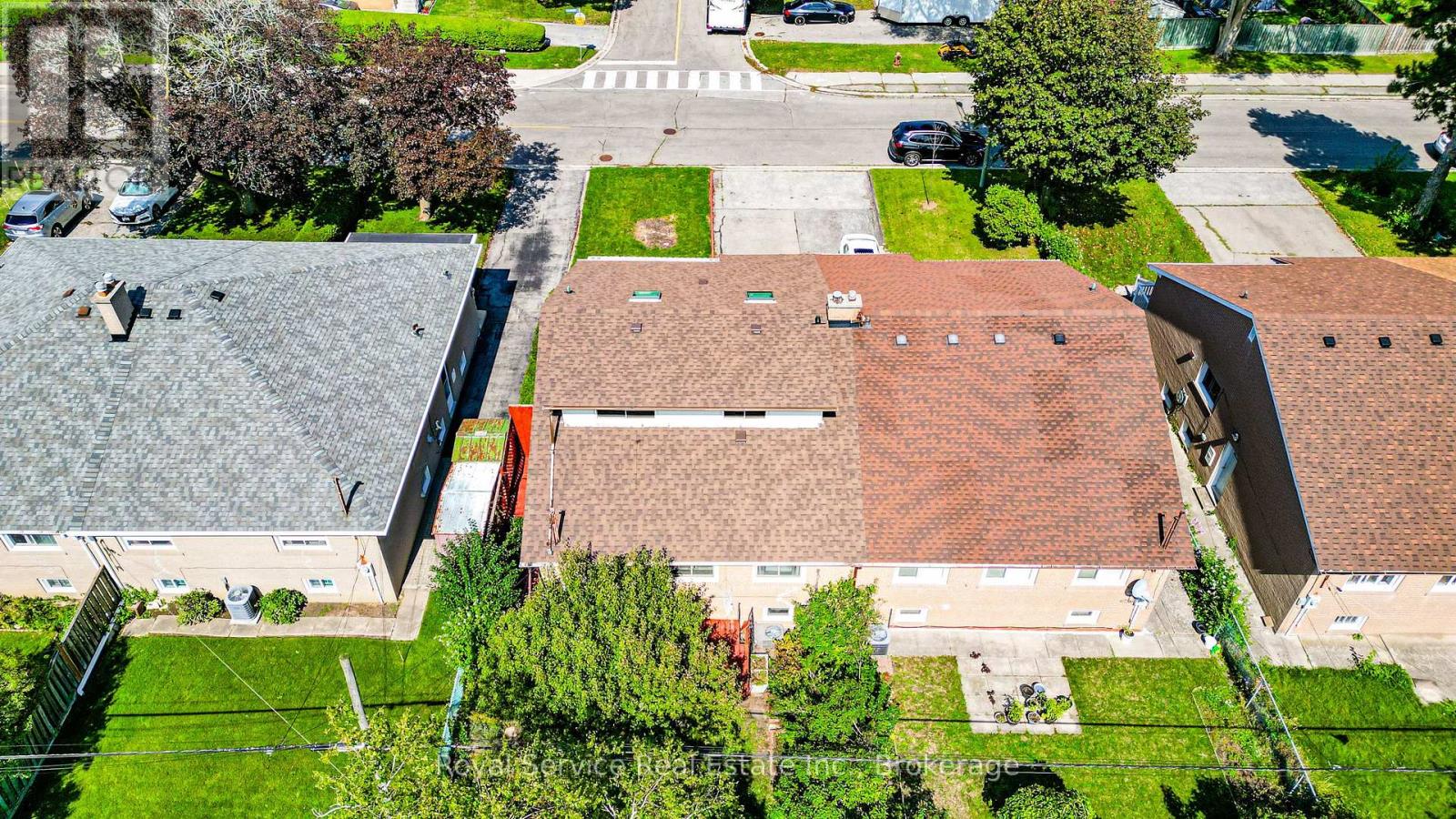 65 COMBERMERE DRIVE - Image 40