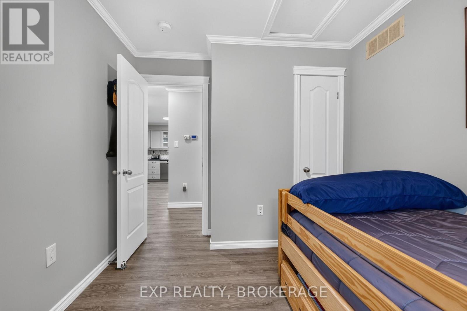 3288 LONG LAKE ROAD - Image 17
