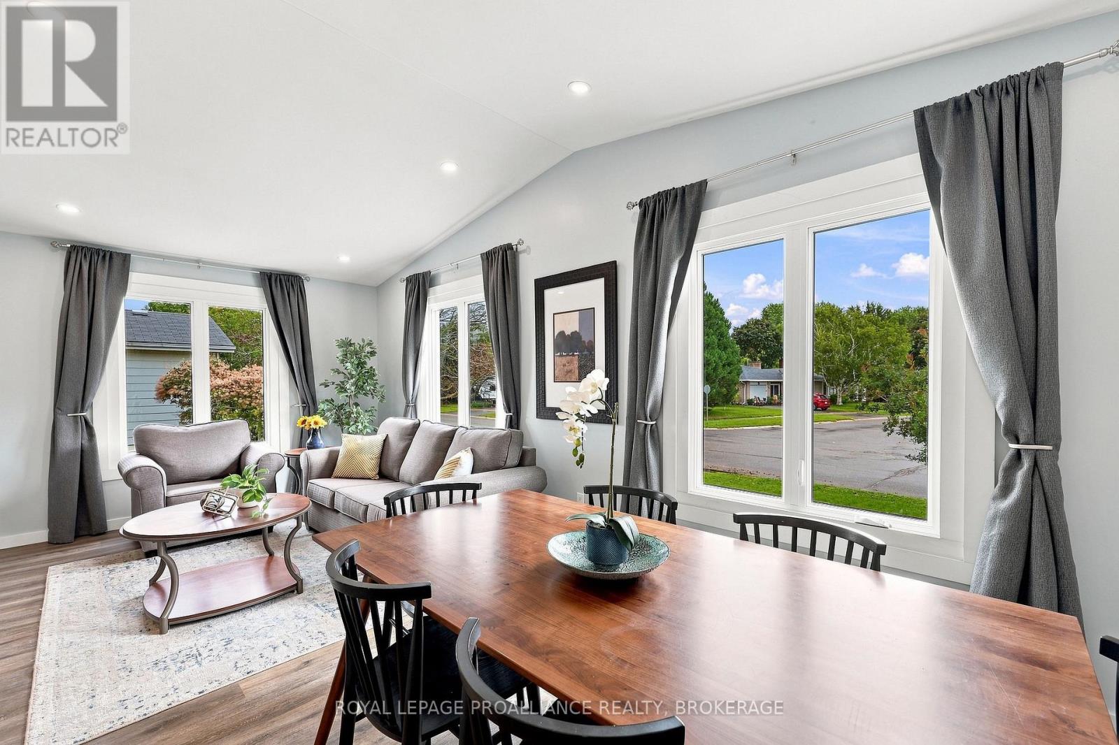 868 ALLUM AVENUE - Image 18
