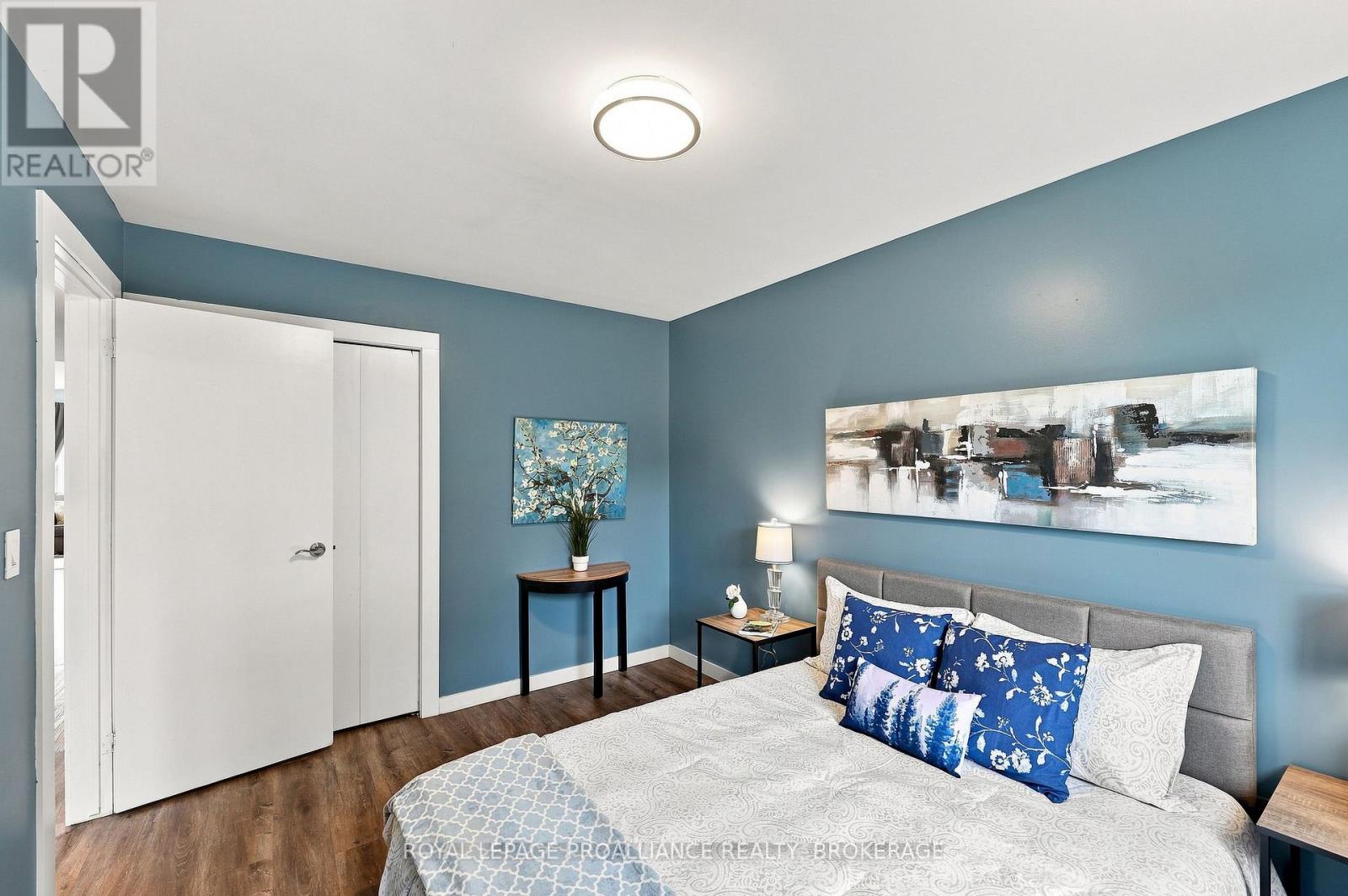 868 ALLUM AVENUE - Image 24