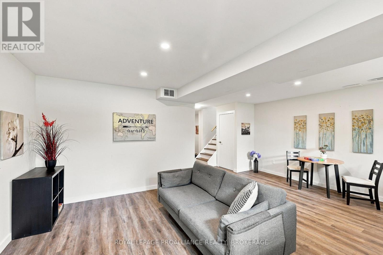 868 ALLUM AVENUE - Image 31