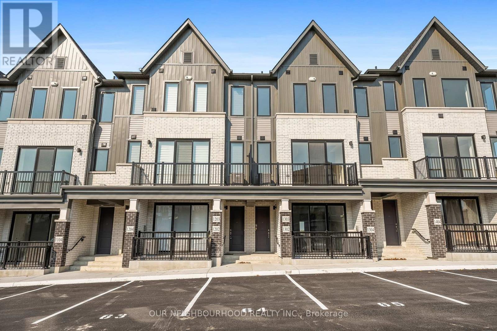 1203 - 160 DENSMORE ROAD