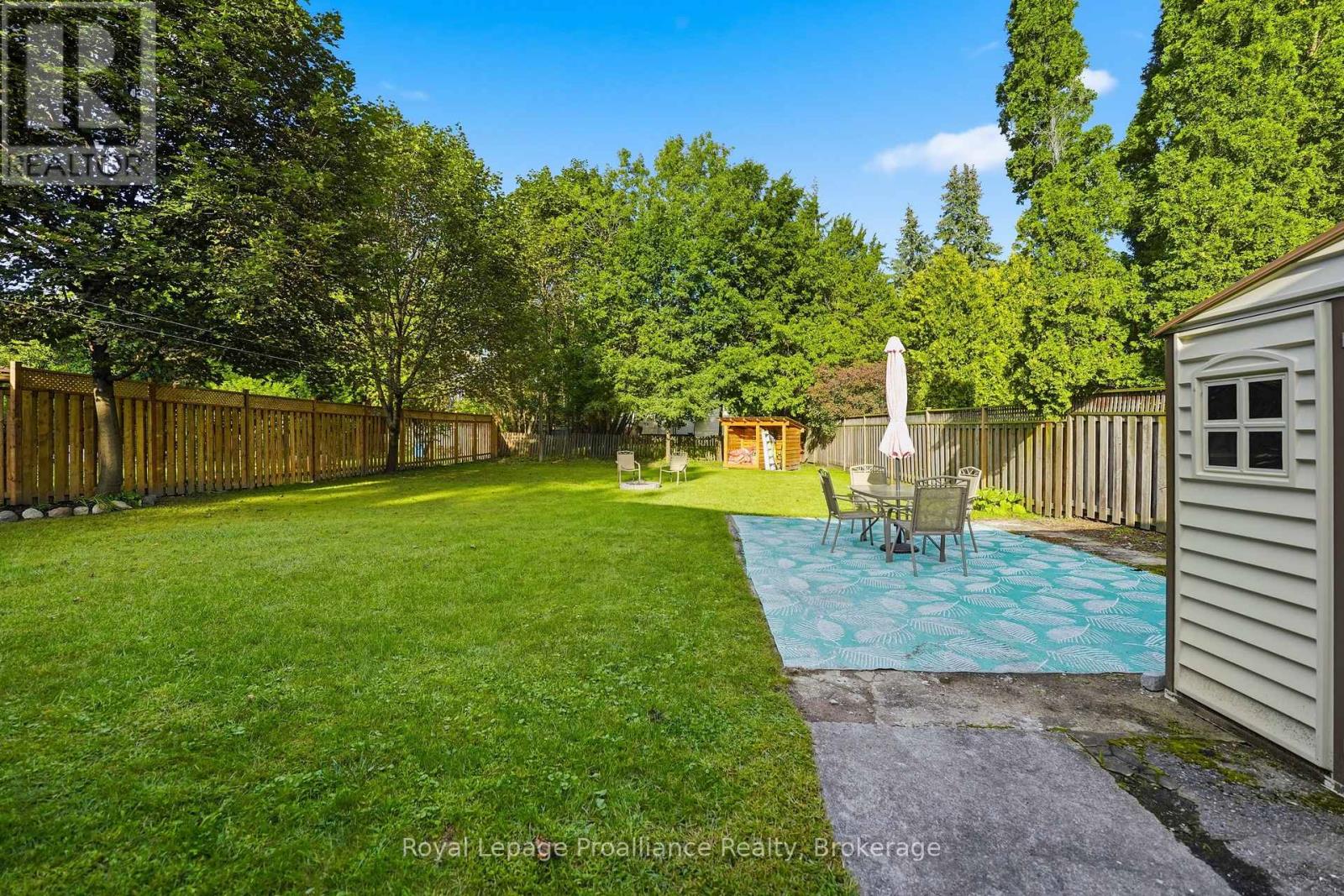 277 DUFFERIN AVENUE - 42