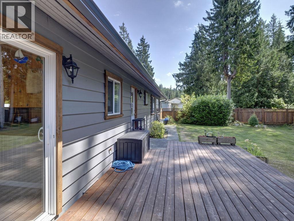 3367 RICHARDS ROAD, Roberts Creek
