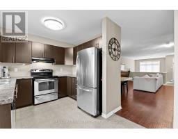358 Galston Private, Ottawa, ON K1W0G3 Photo 13