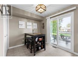 358 Galston Private, Ottawa, ON K1W0G3 Photo 18