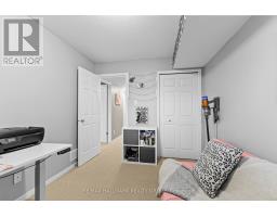 358 Galston Private, Ottawa, ON K1W0G3 Photo 32