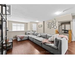 358 Galston Private, Ottawa, ON K1W0G3 Photo 7