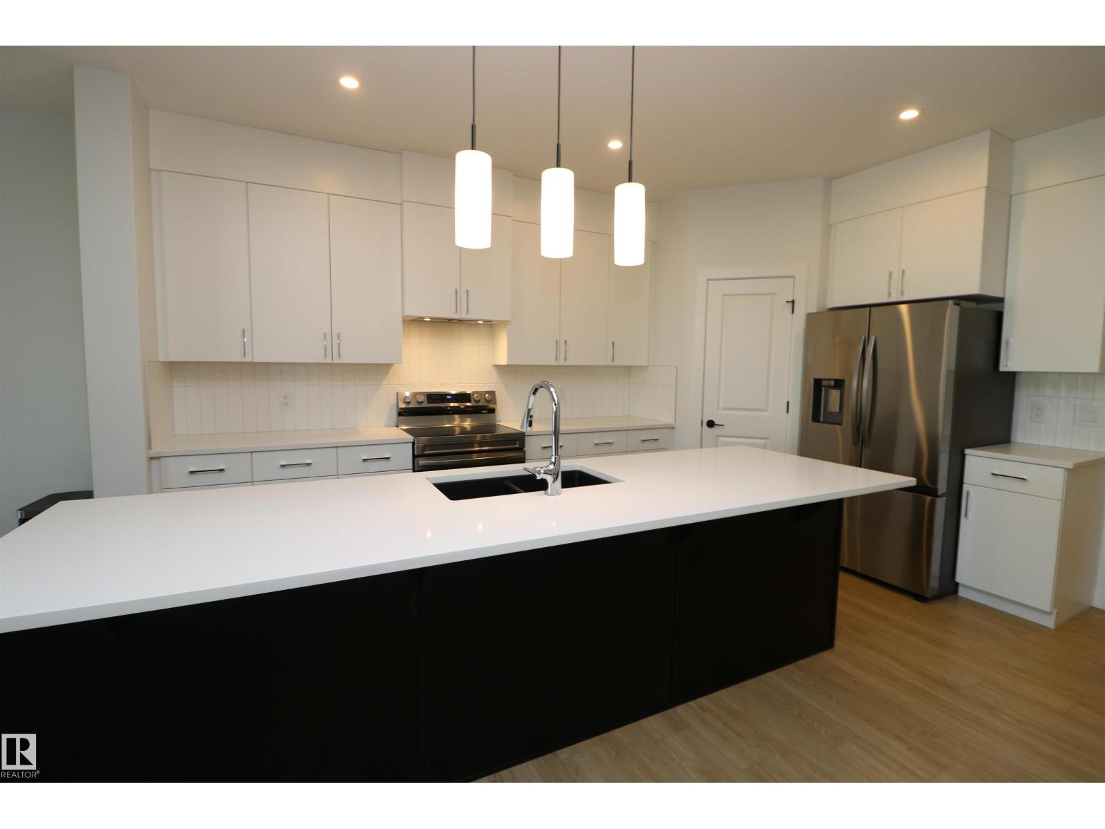 51 ASHBURY CR, Jesperdale, Spruce Grove photo 4