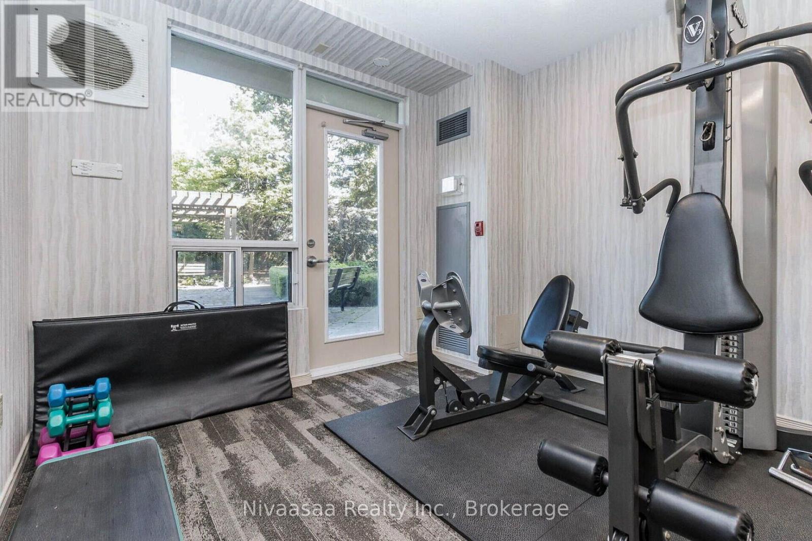 #514 300 RAY LAWSON BOULEVARD - Image 35