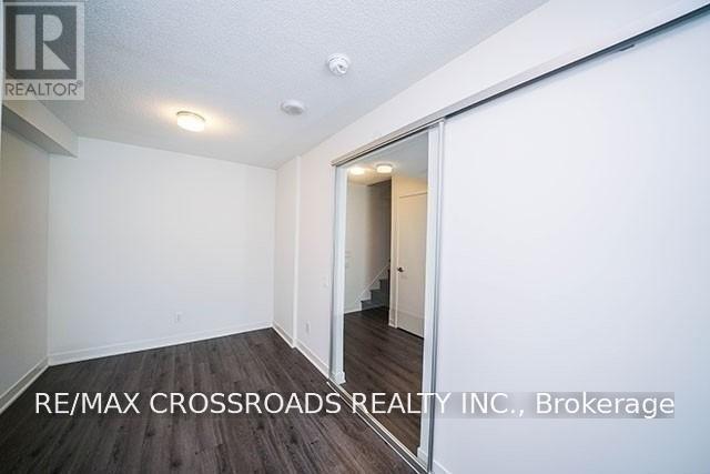 #TH05 58 QUEENS WHARF ROAD - 8