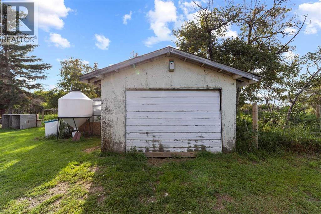 Listing photo – 48448 Range Road 184, Rural Camrose County