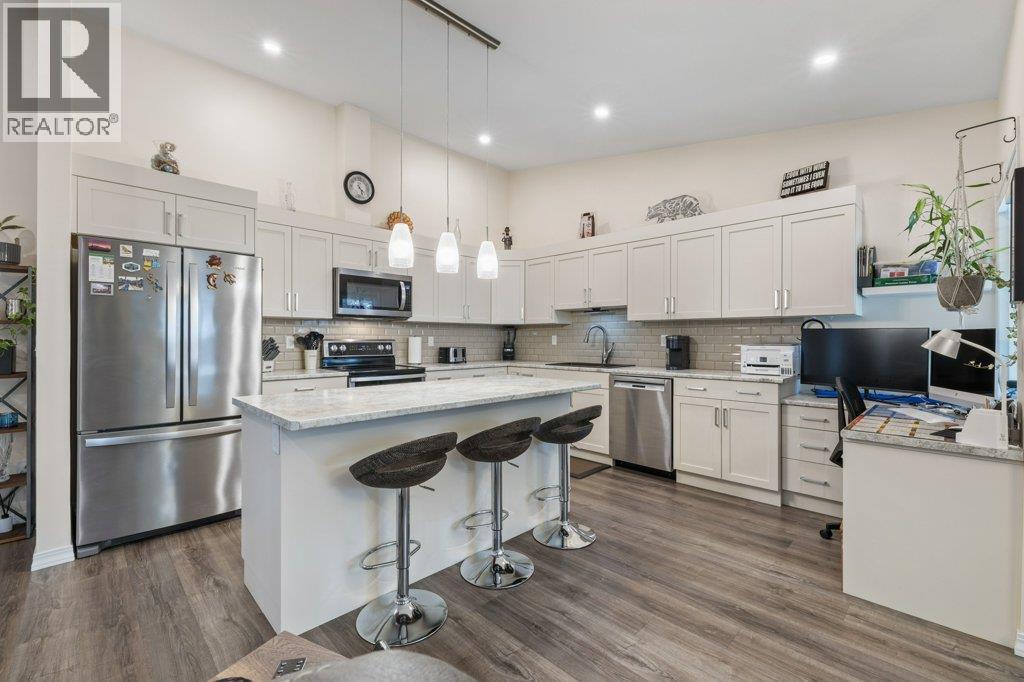 1873 Parkview Crescent Unit# 8, Kelowna