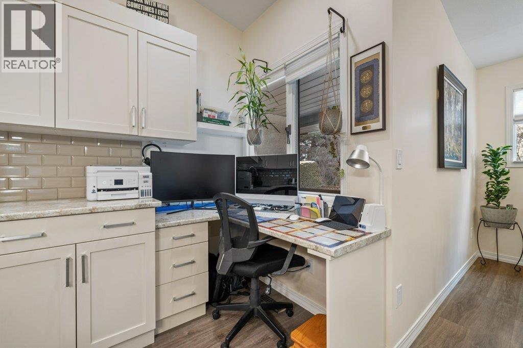 1873 Parkview Crescent Unit# 8, Kelowna