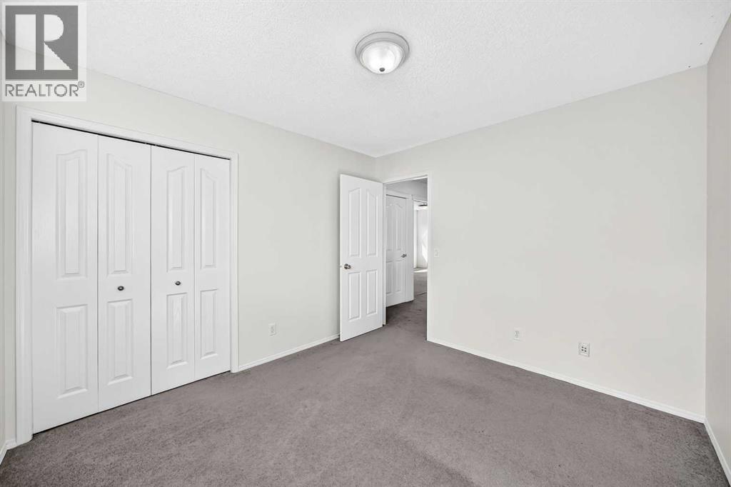 186 Panamount Drive NW - 21
