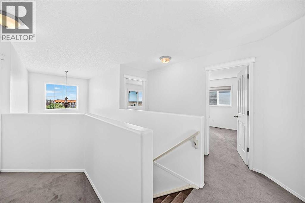 186 Panamount Drive NW - 24
