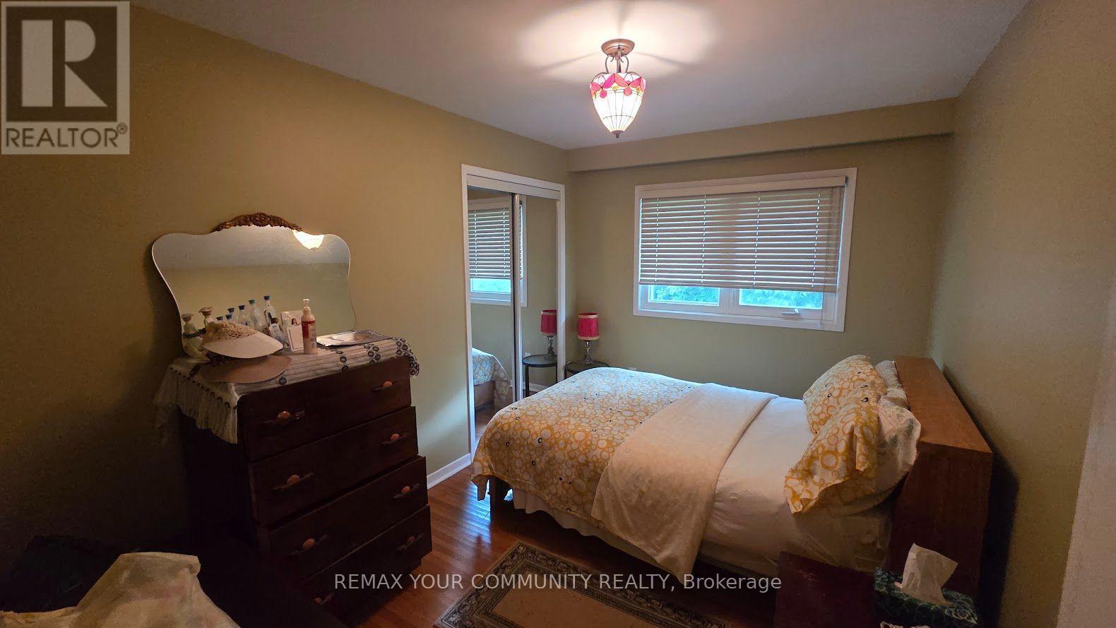 1031 METRO ROAD - 19