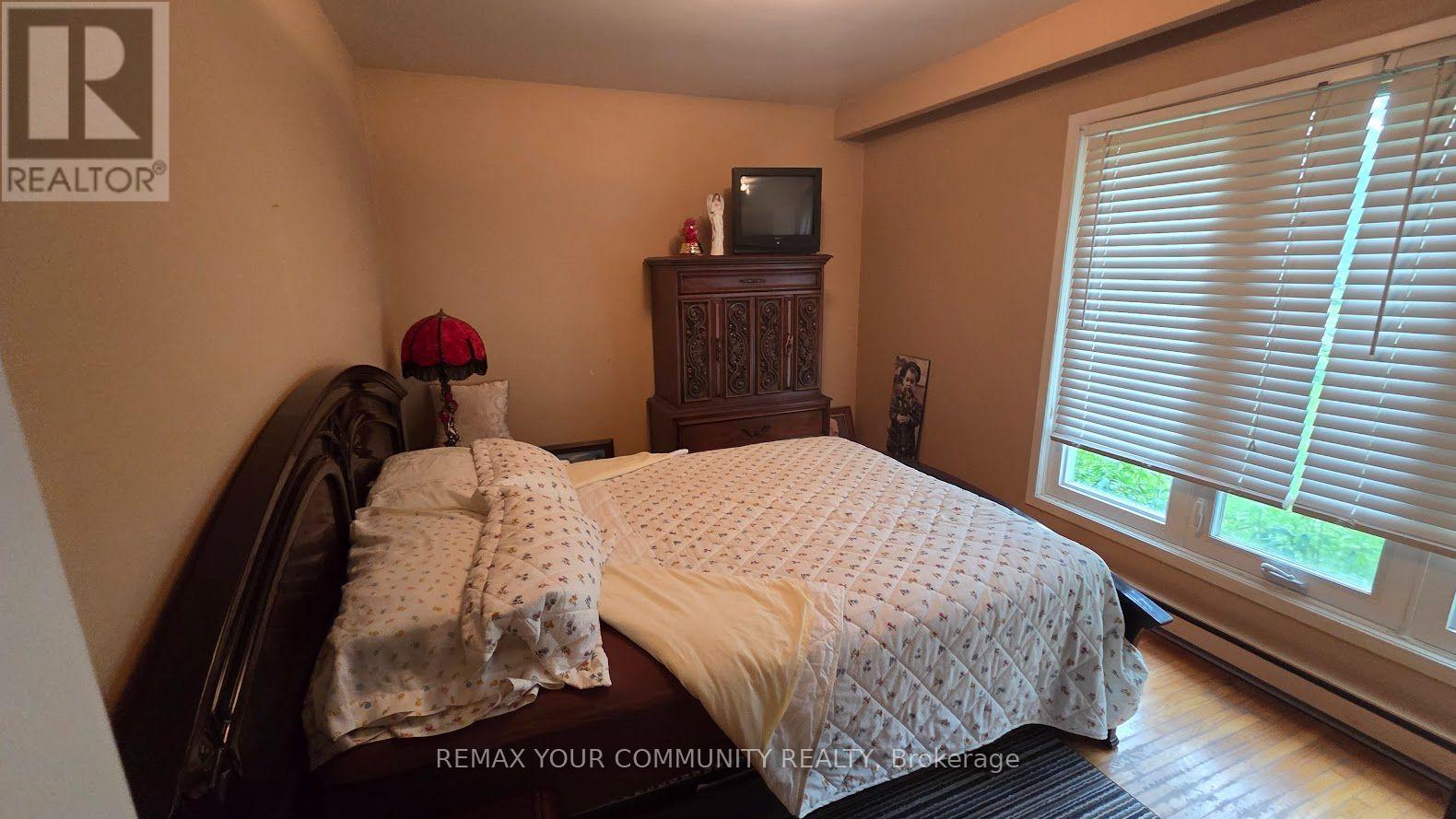1031 METRO ROAD - Image 21