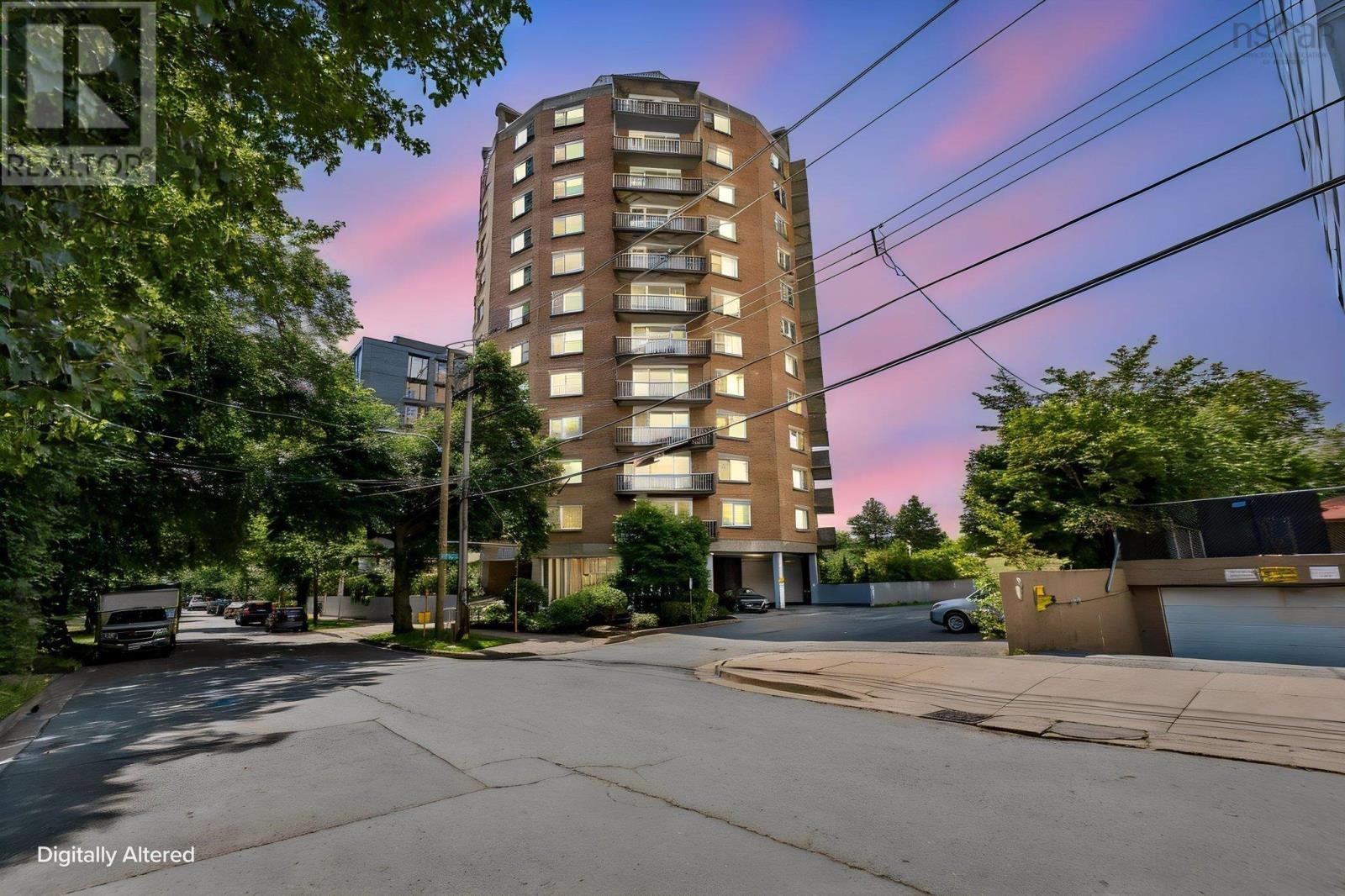 #1002 1074 Wellington Street - 2
