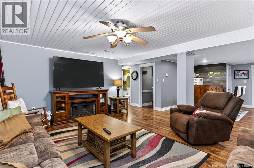 65 Meadow Avenue - 31