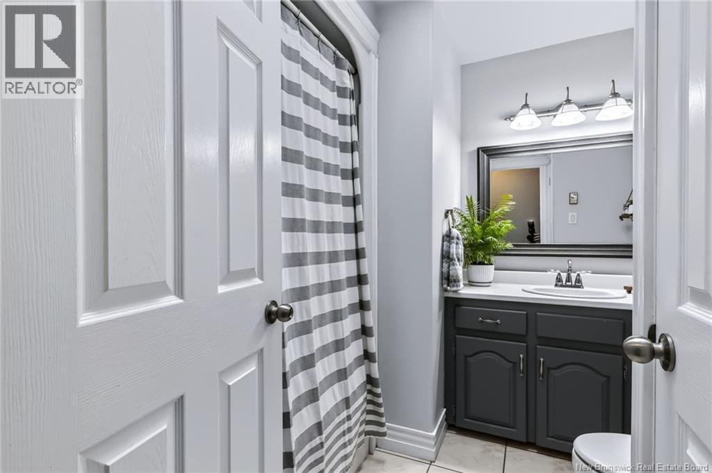 65 Meadow Avenue - Image 19