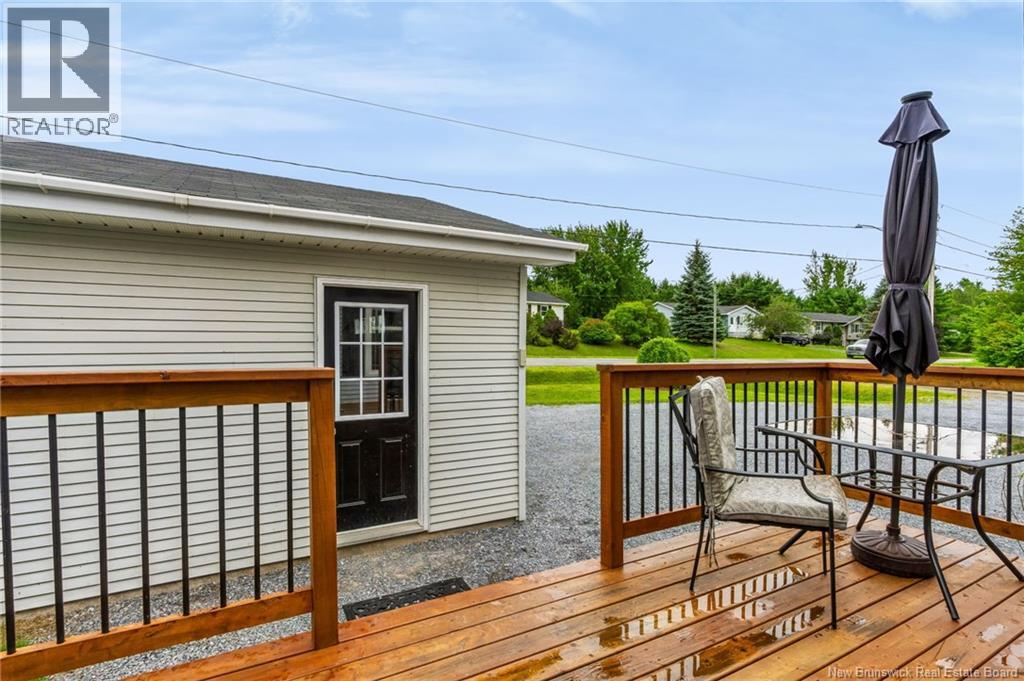 65 Meadow Avenue - Image 36