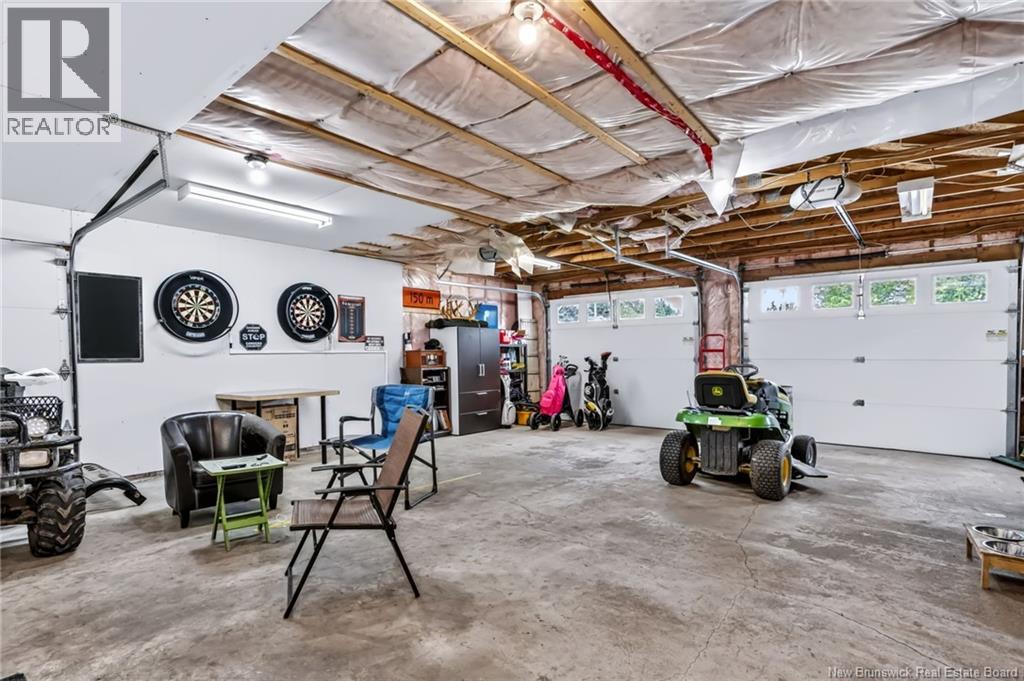 65 Meadow Avenue - Image 38