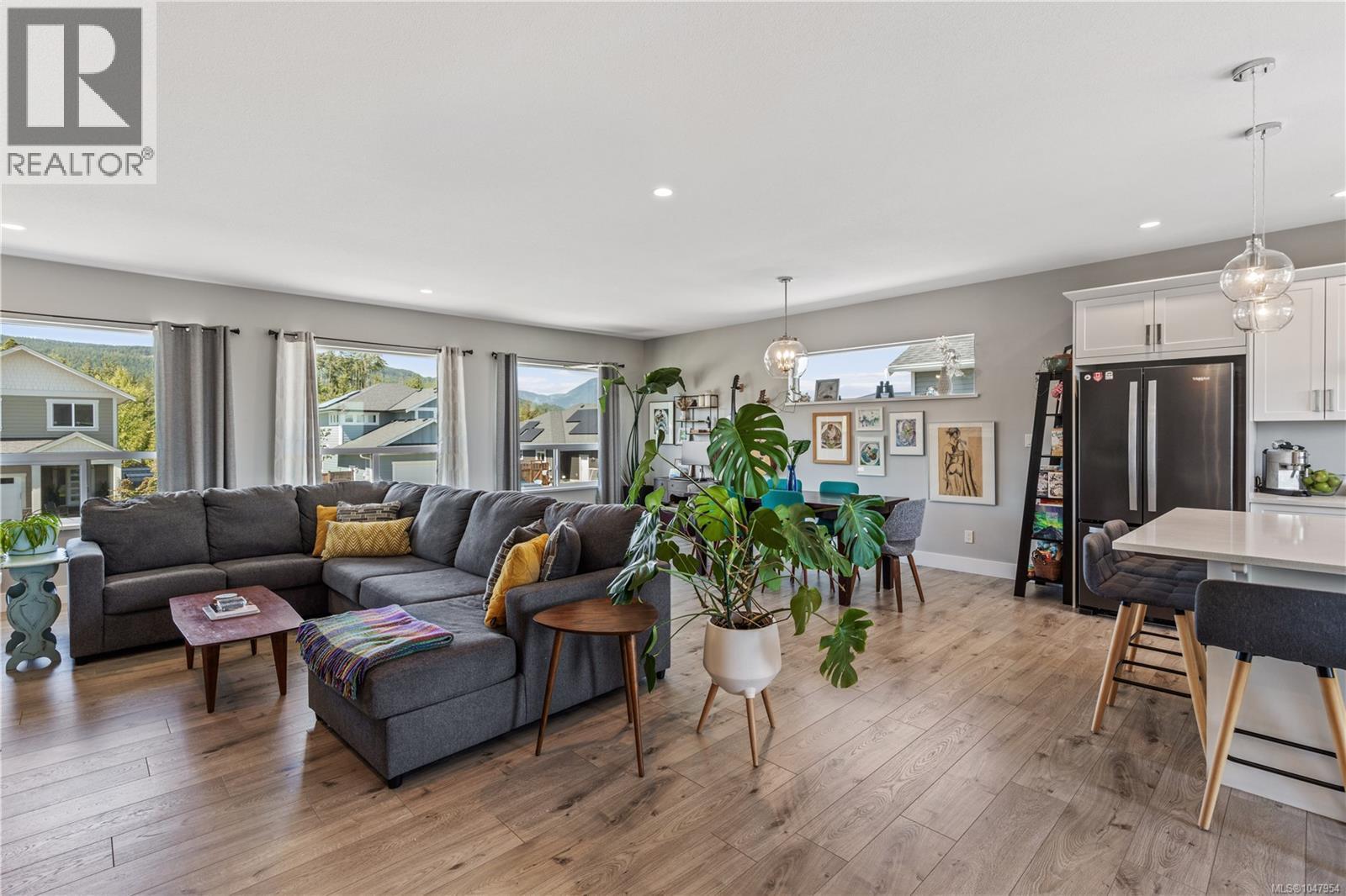 2494 Kentmere Ave - 8