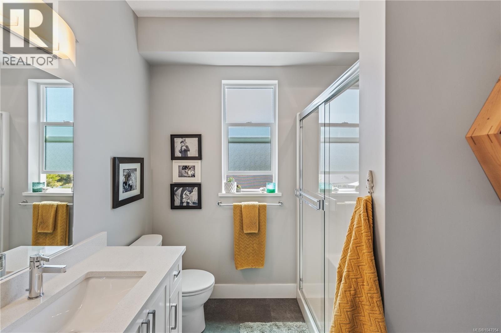 2494 Kentmere Ave - Image 14