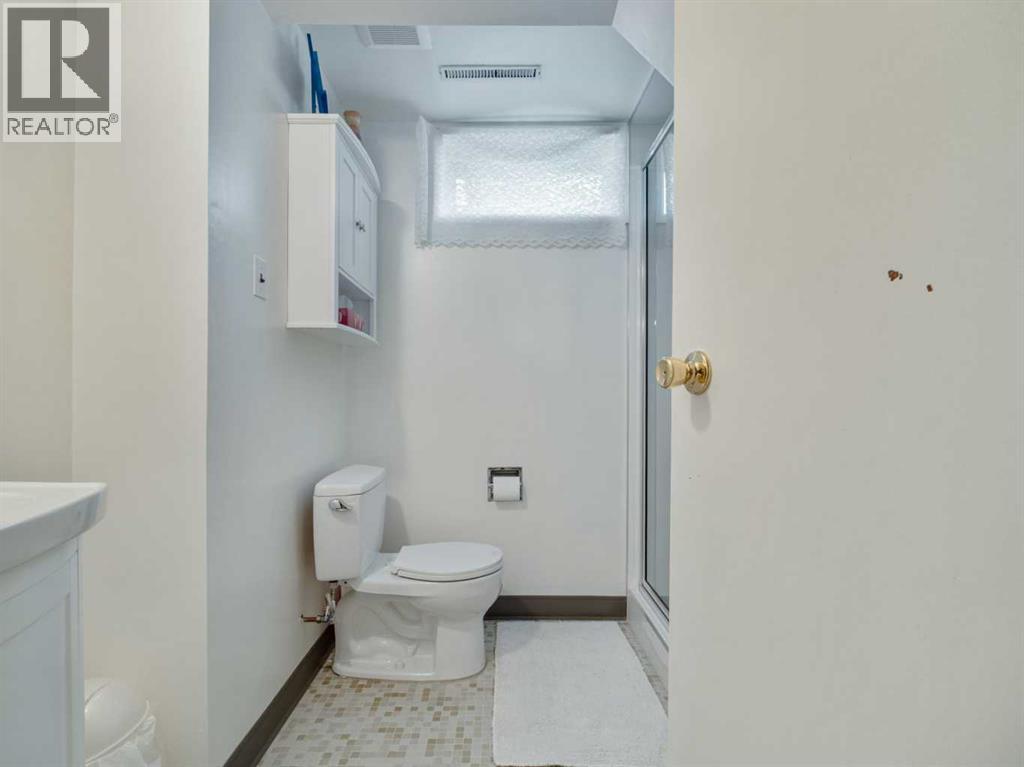 3833 Pebble Place S - 37