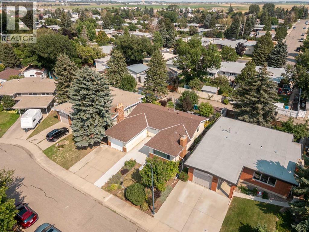 3833 Pebble Place S - 47