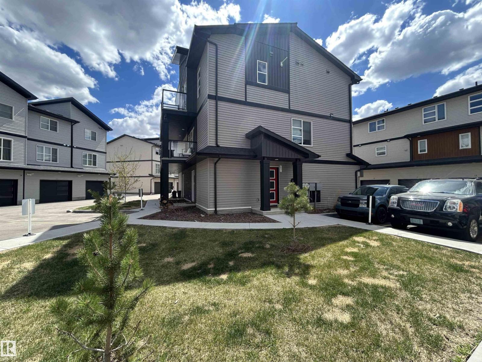 #83 1203 163 ST SW, Glenridding Heights, Edmonton photo 2